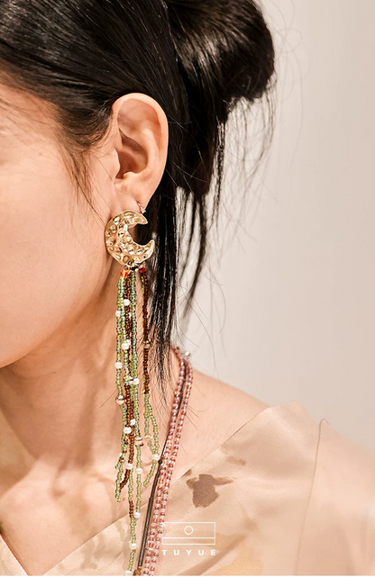 TUYUE beaded handmade moon tassel earrings- DAN