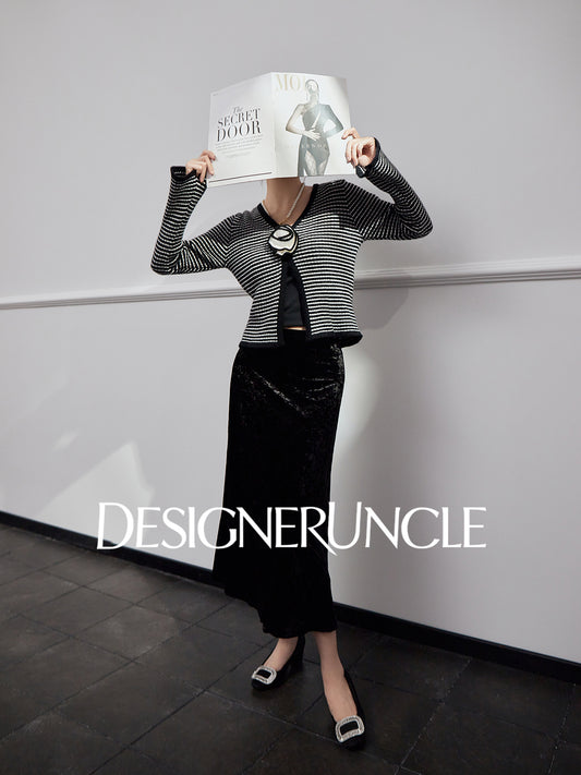 DGU "Lanxi" black knitted sweater striped French retro slimming top - IMOGEN.