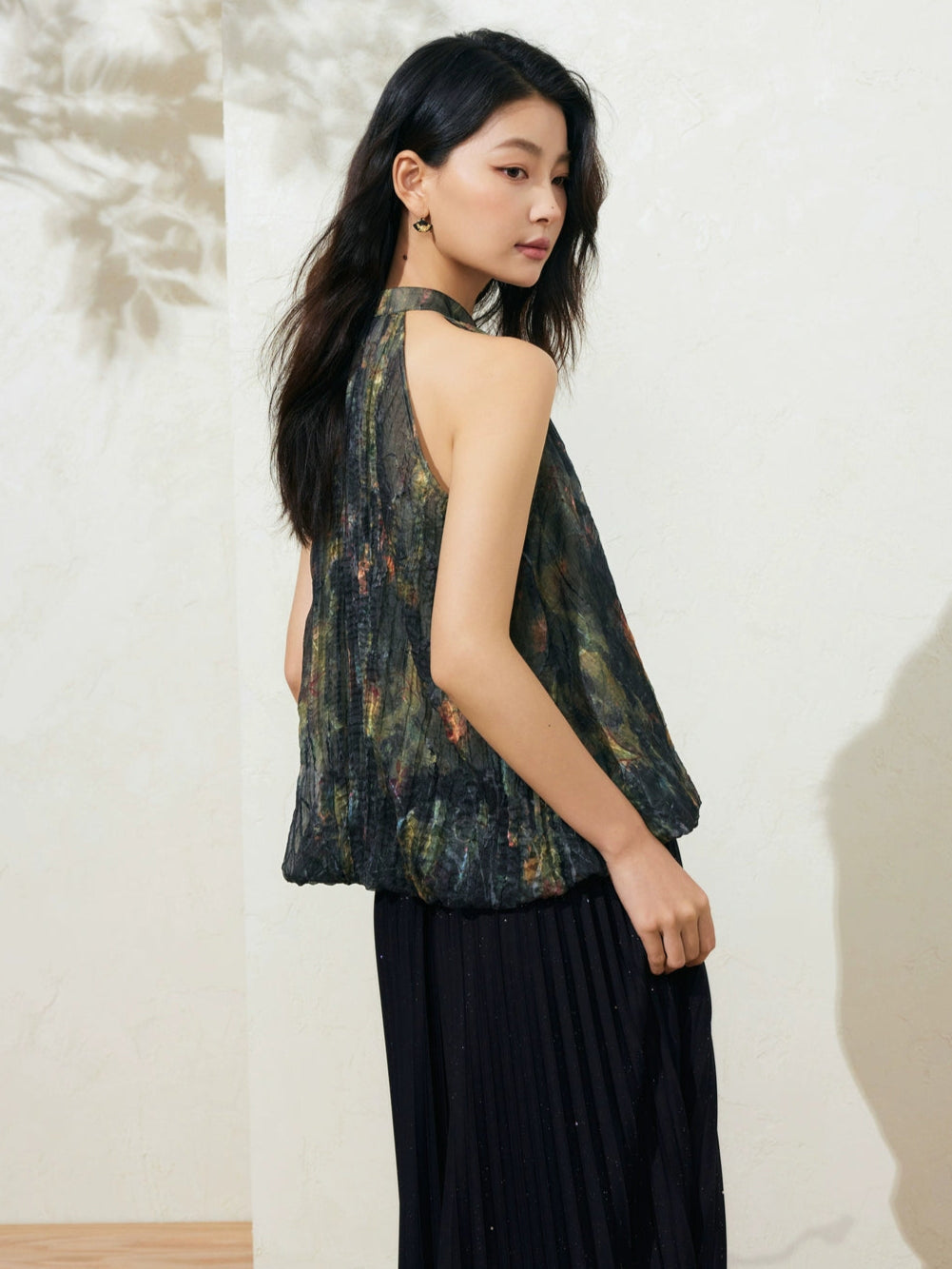 SUSHE Light Chinese smudge halter neck off-the-shoulder chiffon top -TESS