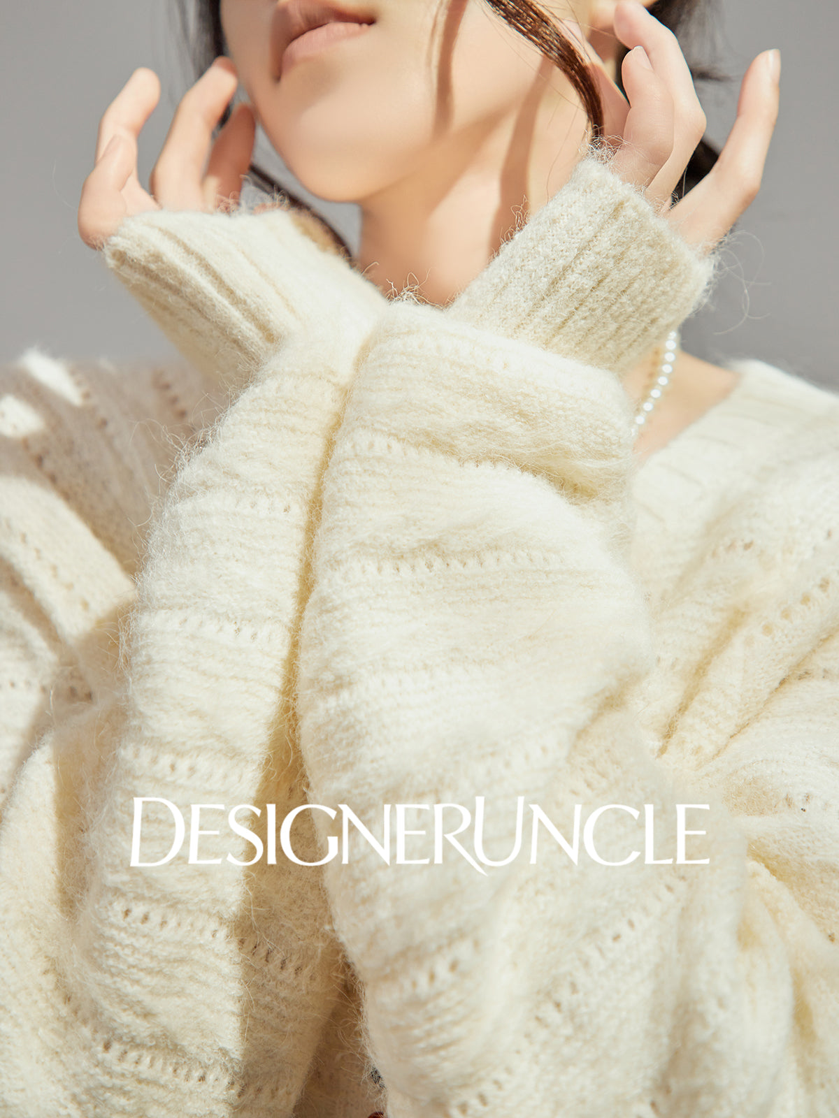 DGU "Warm Tone" White Sweater Autumn New High-end Design Lazy Versatile Trend Top - Louis.