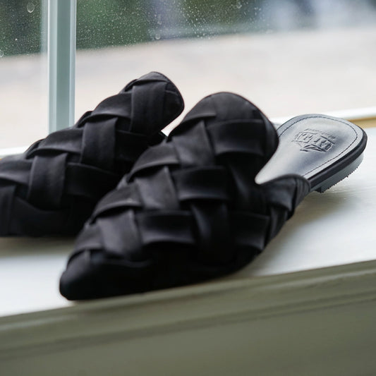 B-FEI pleated Miyake art fabric mules-WALIT.
