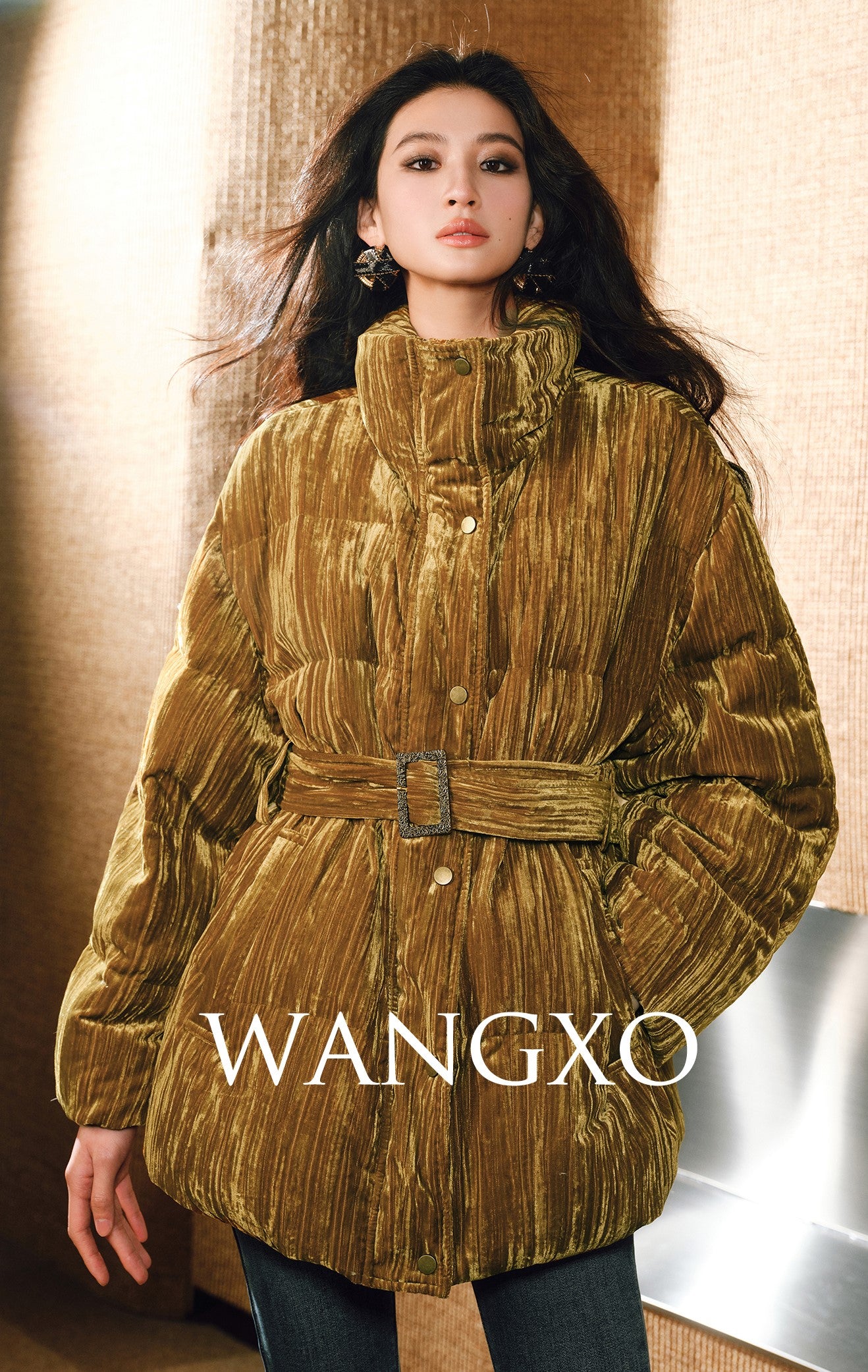 WANGXO |Pleated Velvet Jacket with Stand-Up Collar and Belt-ESMA.