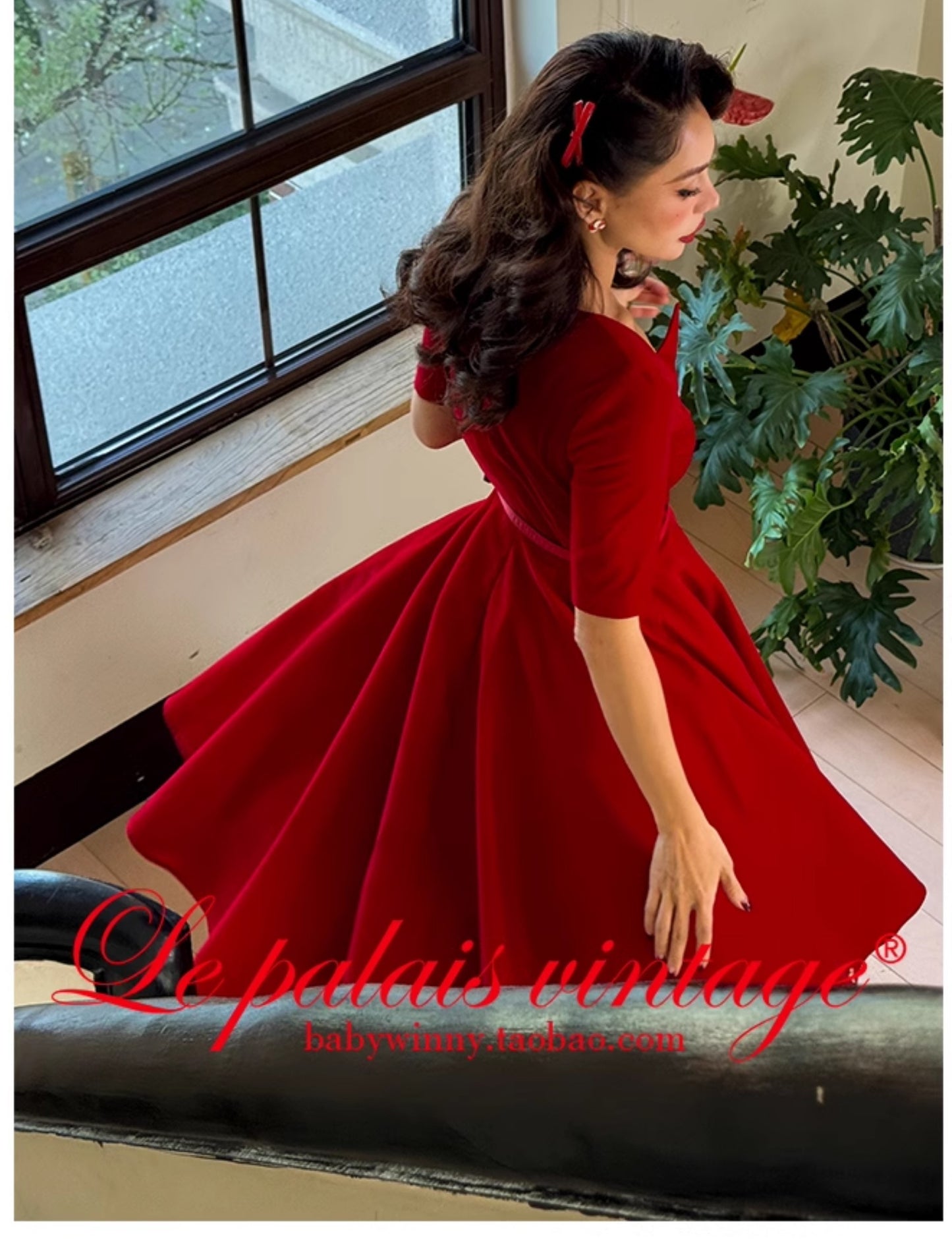 Le Palais Vintage Elegant Irregular Red Velvet Waist Swing Dress stereo