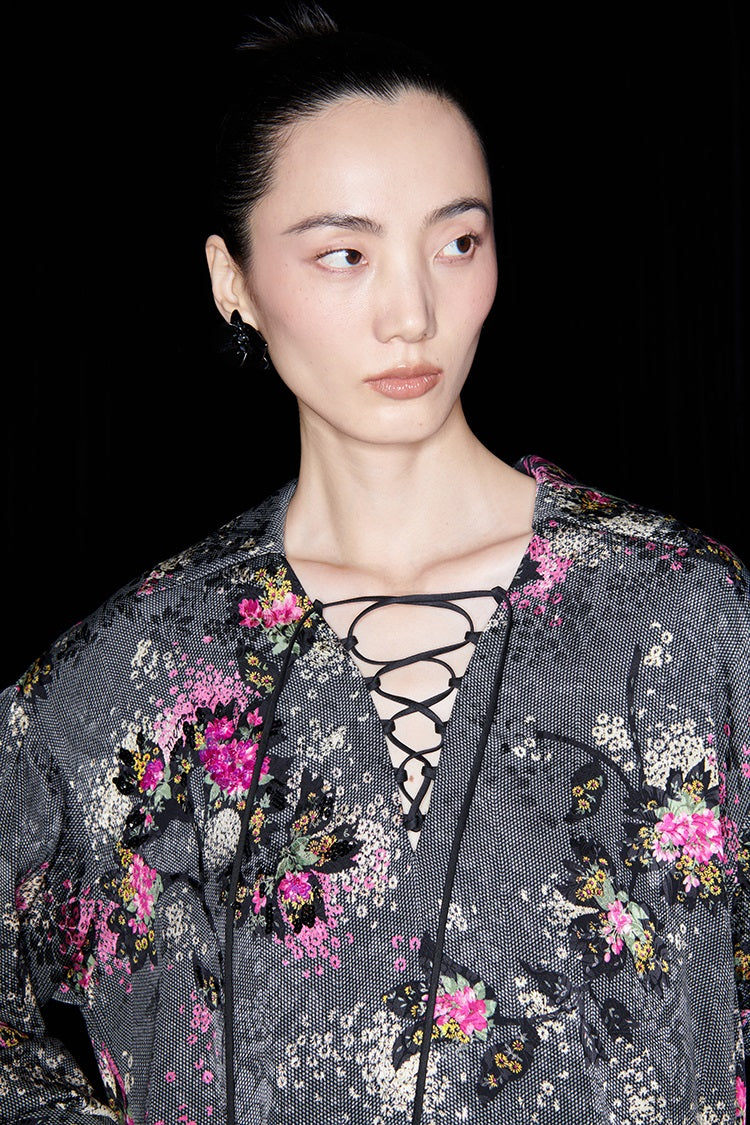 M essential Mackay designer cherry blossom print beads scissor neck loose top - NOCTAINE.