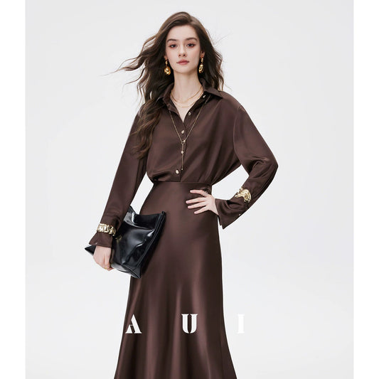 AUI Maillard coffee color high-end satin temperament high-waisted hip skirt - Gyeong.