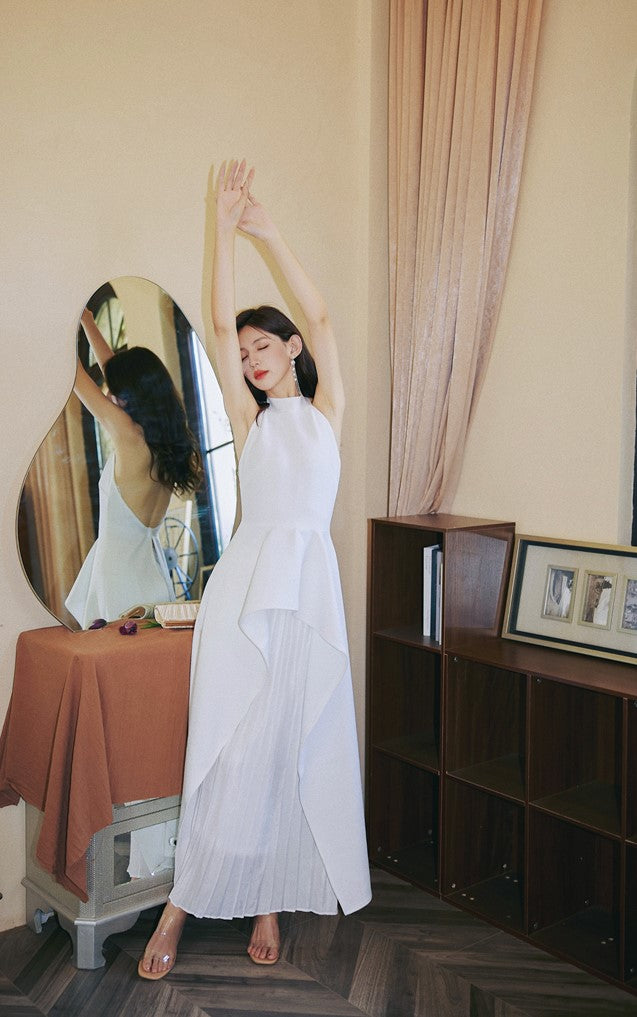 DOLLY High End White/Black Sleeveless Ruffled Halter Neck Top+ Pleated Skirt-SOLANGE