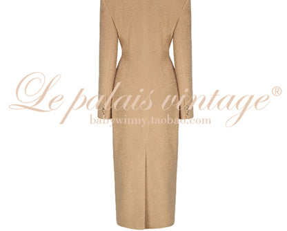Le Palais Vintage Luxury Beige Suit Collar Long Sleeve Straight Long Winter Coat-KIKE.
