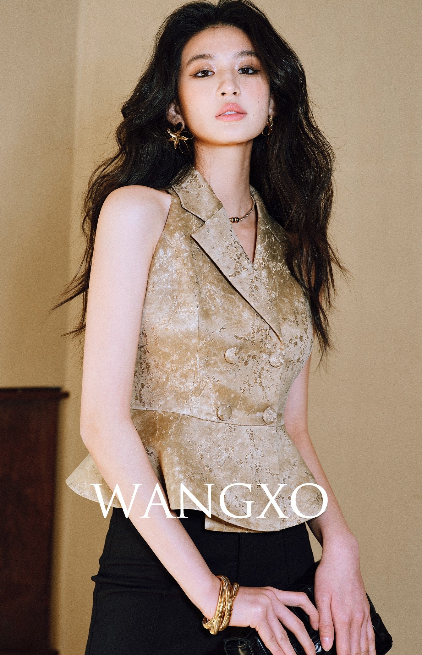 WANGXO Plum Steel Jacquard Suit-Collar Umbrella Waist Vest - VEXIS.