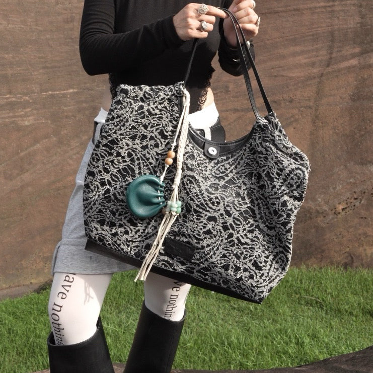 IUBALLET New Lace One Shoulder Crossbody Large Capacity Tote Bag - TREASURE.