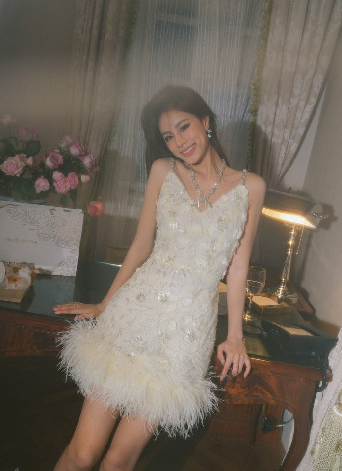 Wardrobes by Chen Luxury V-Neck Sleeveless Floral Feather Short bridal Dress-Shife