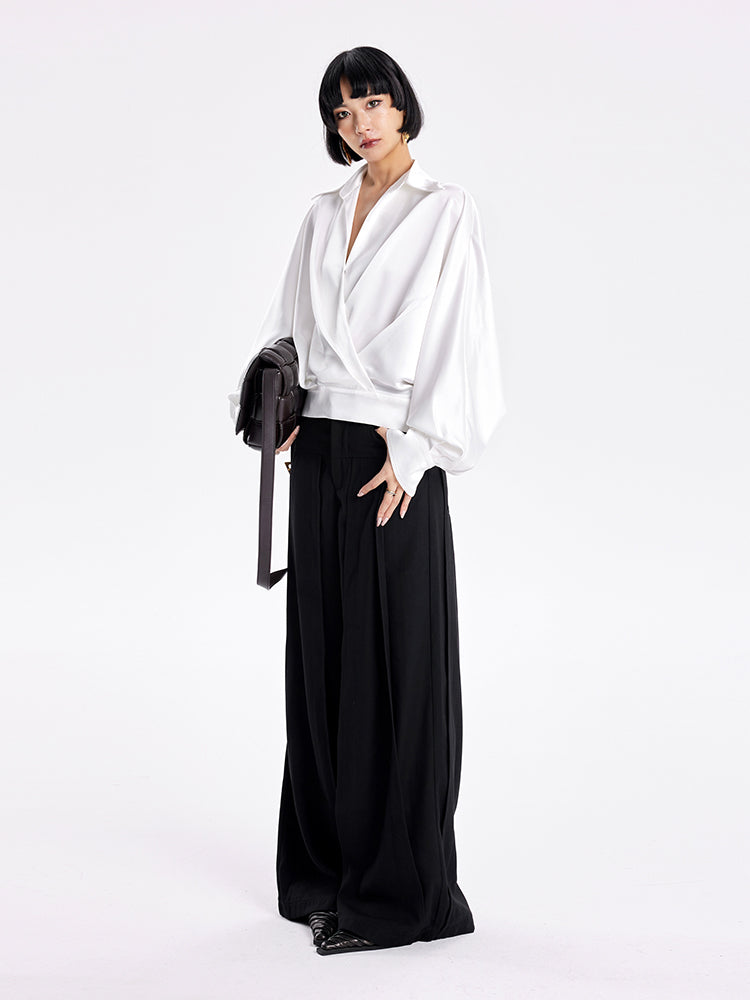 TINY IN v-neck dolman sleeve satin casual top -GAG