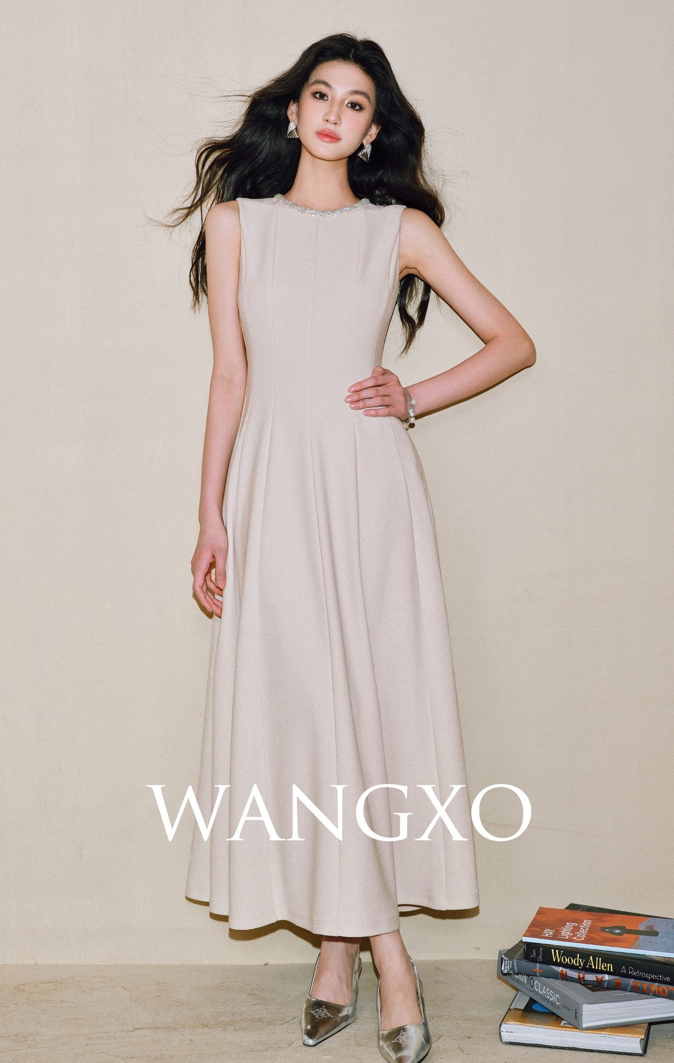 WANGXO | Sequin Silk Knit Dress with Vertical-Cut Waist A-Line Hem  SÉLI.
