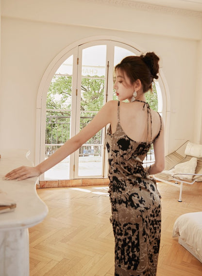 DOLLY Elegant Sleeveless Halter Neck Pleated Slim Fit Long Sexy Birthday Dress-BELLA