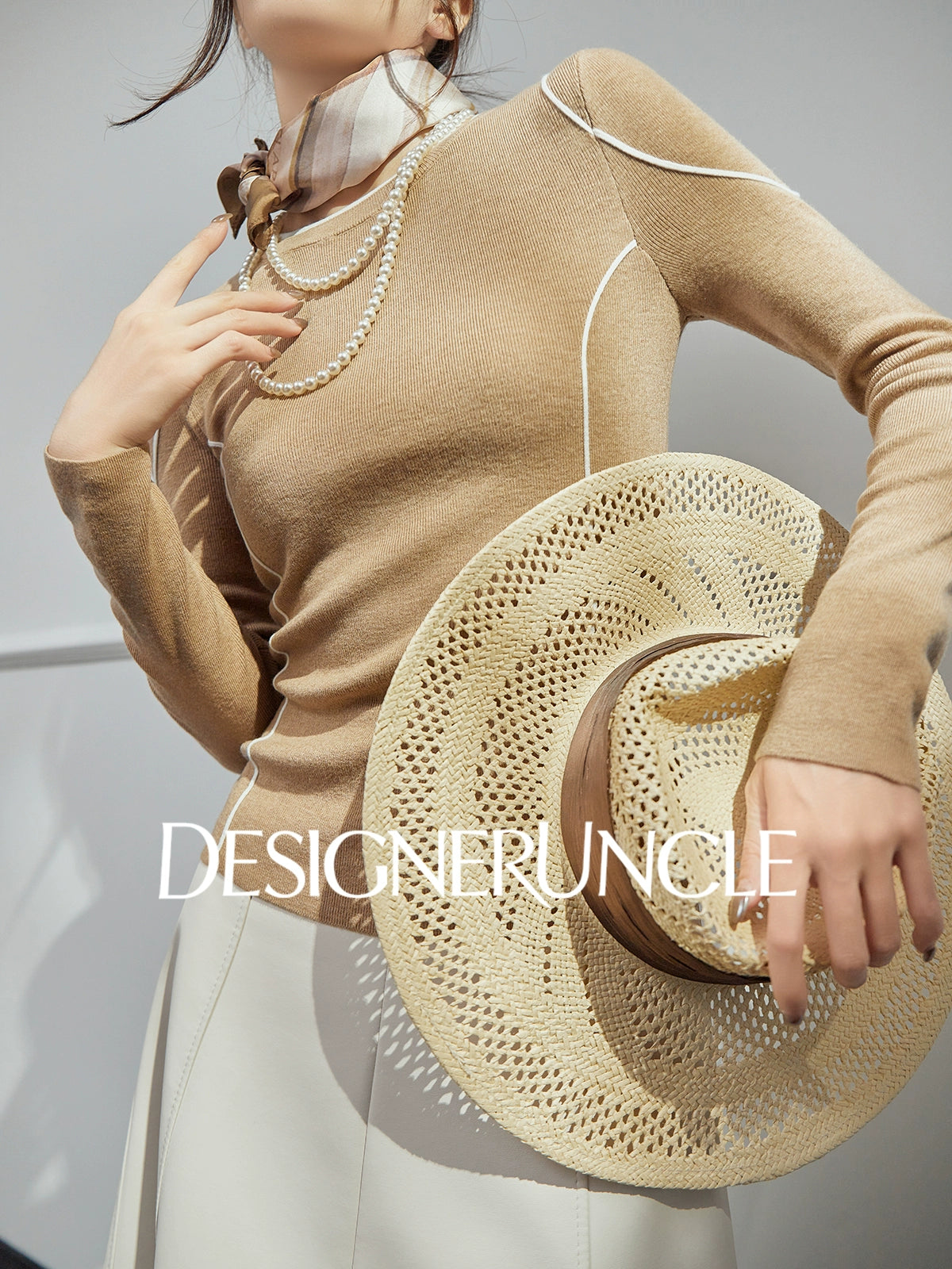 DGU| Camel sweater contrasting design light luxury niche inner with a slim knitted top - Stephanie.