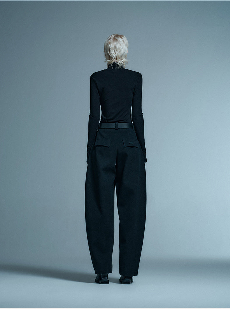 ANNAKIKI casual four-pointed star cut-out slim top-KAIYA