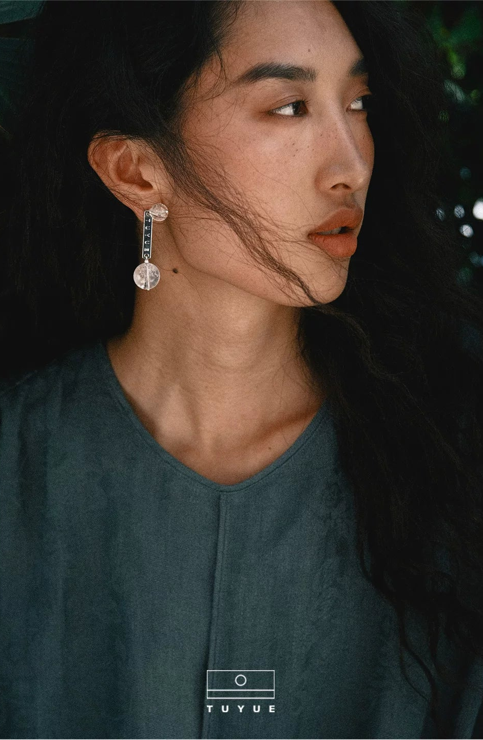 TUYUE natural white crystal energy node bead earrings- CAROLINE