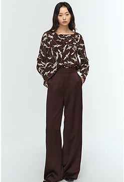 COMME MOI Lu Yan Designer New Women's Retro Printed One-Line Collar Silk Shirt - PRIDE.