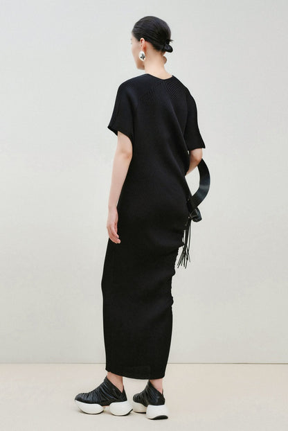 ZHUCHONGYUN Black Loose Drop Shoulder Design Knitted Dress--GRELL.
