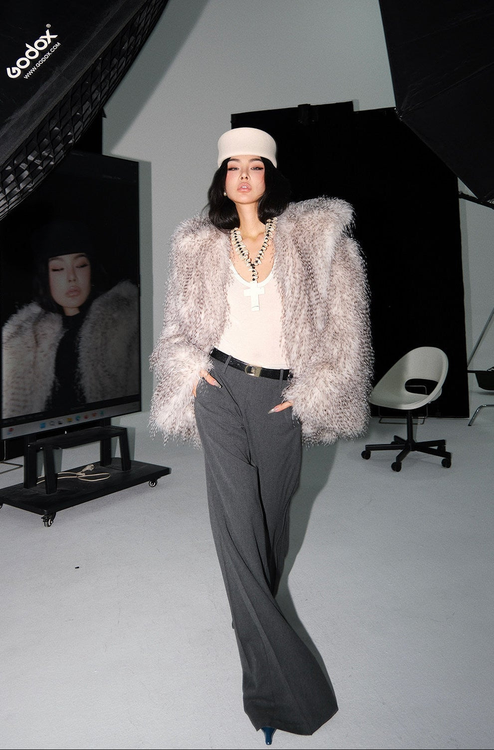 MEI SANGUAN Eco-Fur Lapel Loose Silhouette Jacket - JAXON