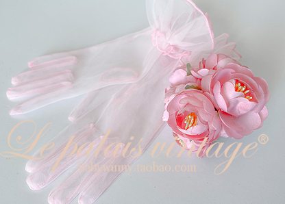 Le Palais Vintage Retro See-through Gauze Lace Gloves-Molly.