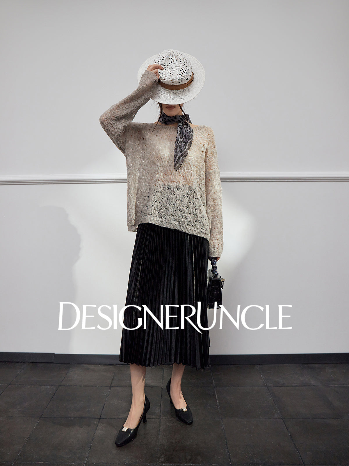 DGU| Gray Slimming Elegant Hollow Design Light Luxury Top Knitwear - Felix.