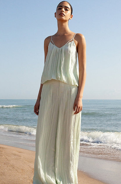 COMME MOI  Beach Lace-up Flower Bud Open Back Short Top - BEAUTY.