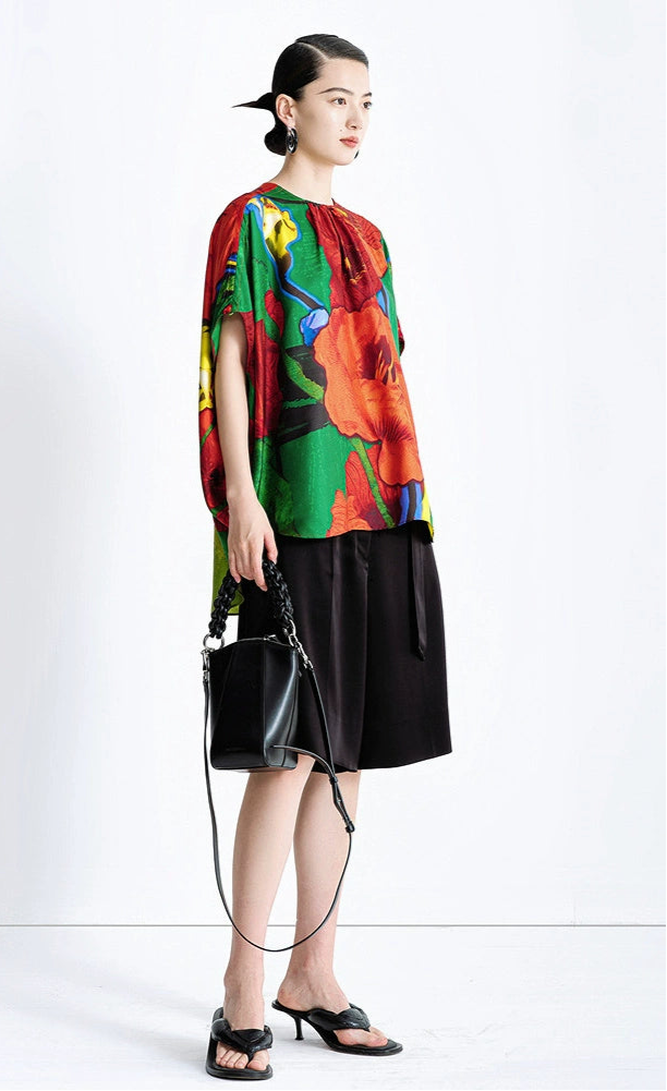 ZHUCHONGYUN Black Fashion Simple Pleated Design Loose Adjustable Short Pants-MITSUKI.