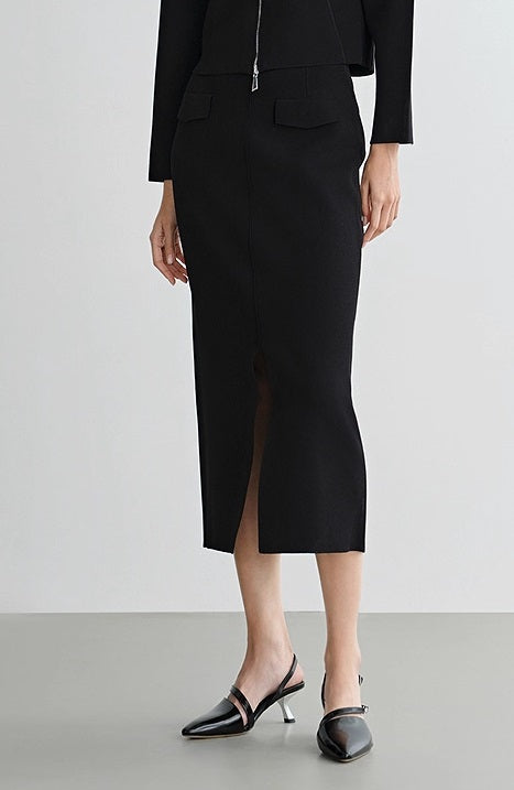 COMME MOI Lu Yan designer's new women's black knitted skirt with a center slit - ACCEES.
