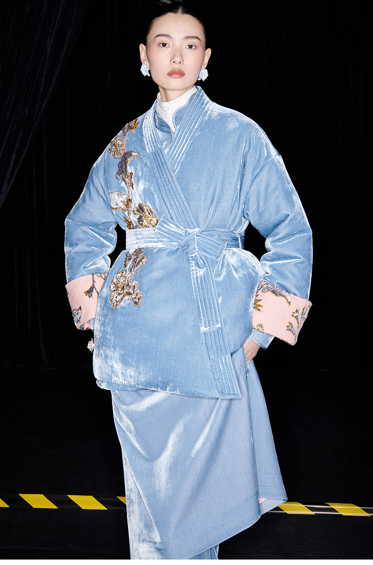 M essential Mackay designer cut-and-appliqué folded puffer jacket - rain.