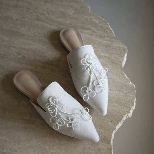 B-FEI women summer white beaded flat shoes-MOREU.