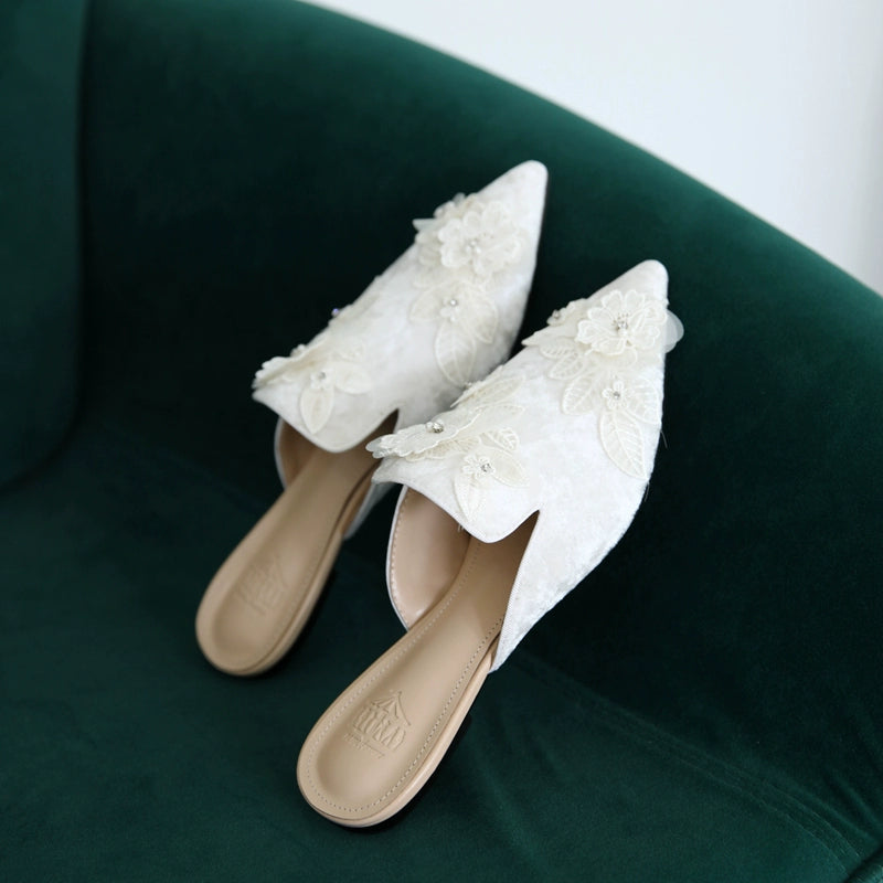 B-FEI pointed toe flower embossed flat mules -OPERT.