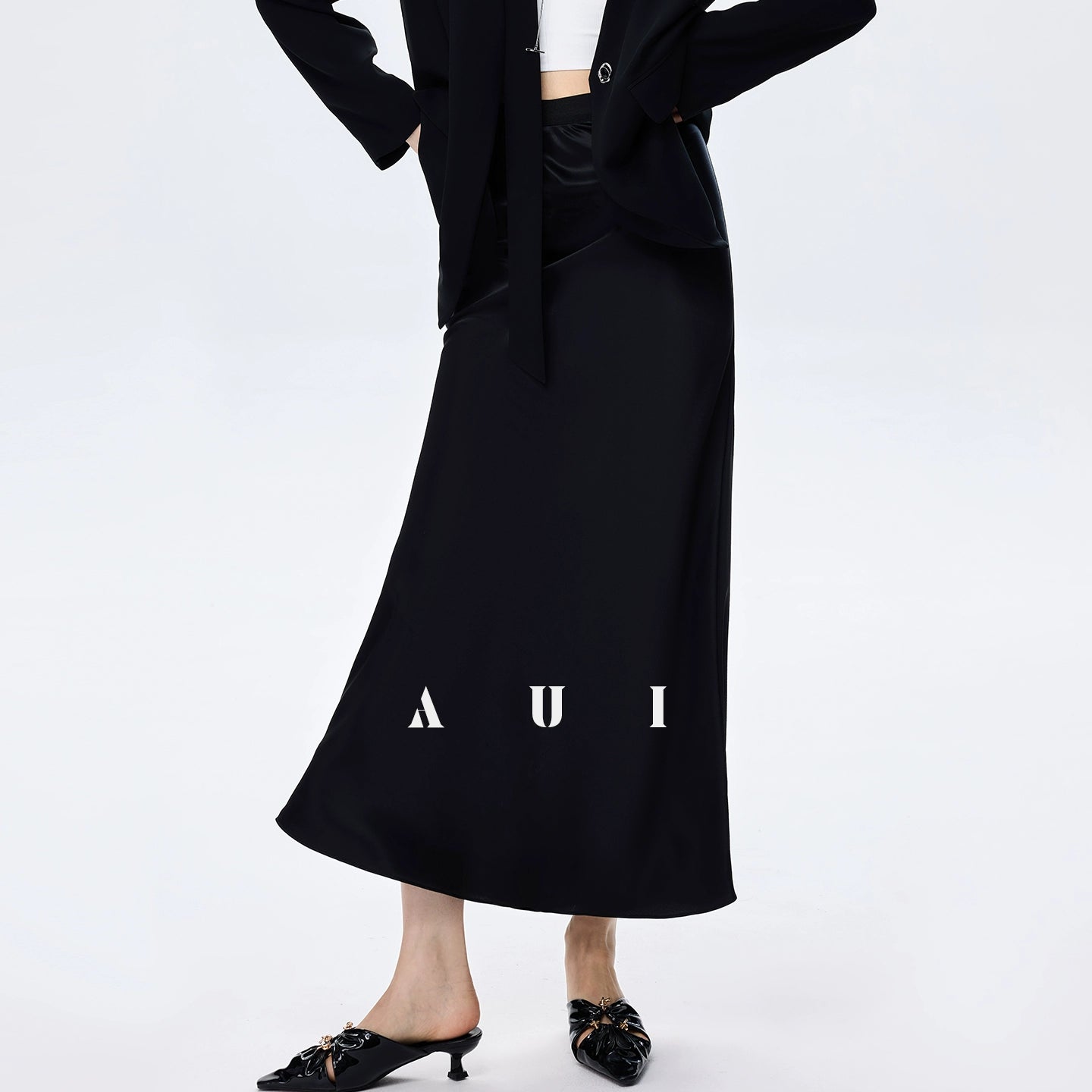 AUI Khaki Vintage Cropped Trench Coat Jacket - Min-jun.