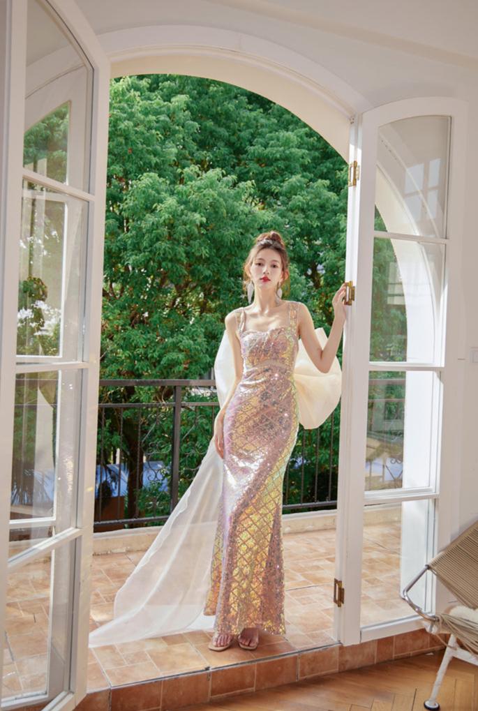 DOLLY Elegant V-Neck Sleeveless High Waist Long Fish Tail Banquet Dress-PHANIE