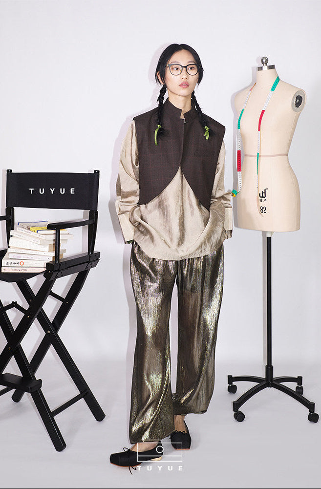 TUYUE wool coffee color dark check short vest - CHRISTINA.