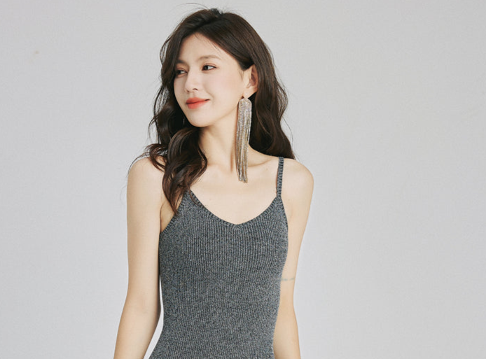 DOLLY Luxury Simple V-Neck Sleeveless Slim Fit Knitted Split Hip Date Dress-KELA