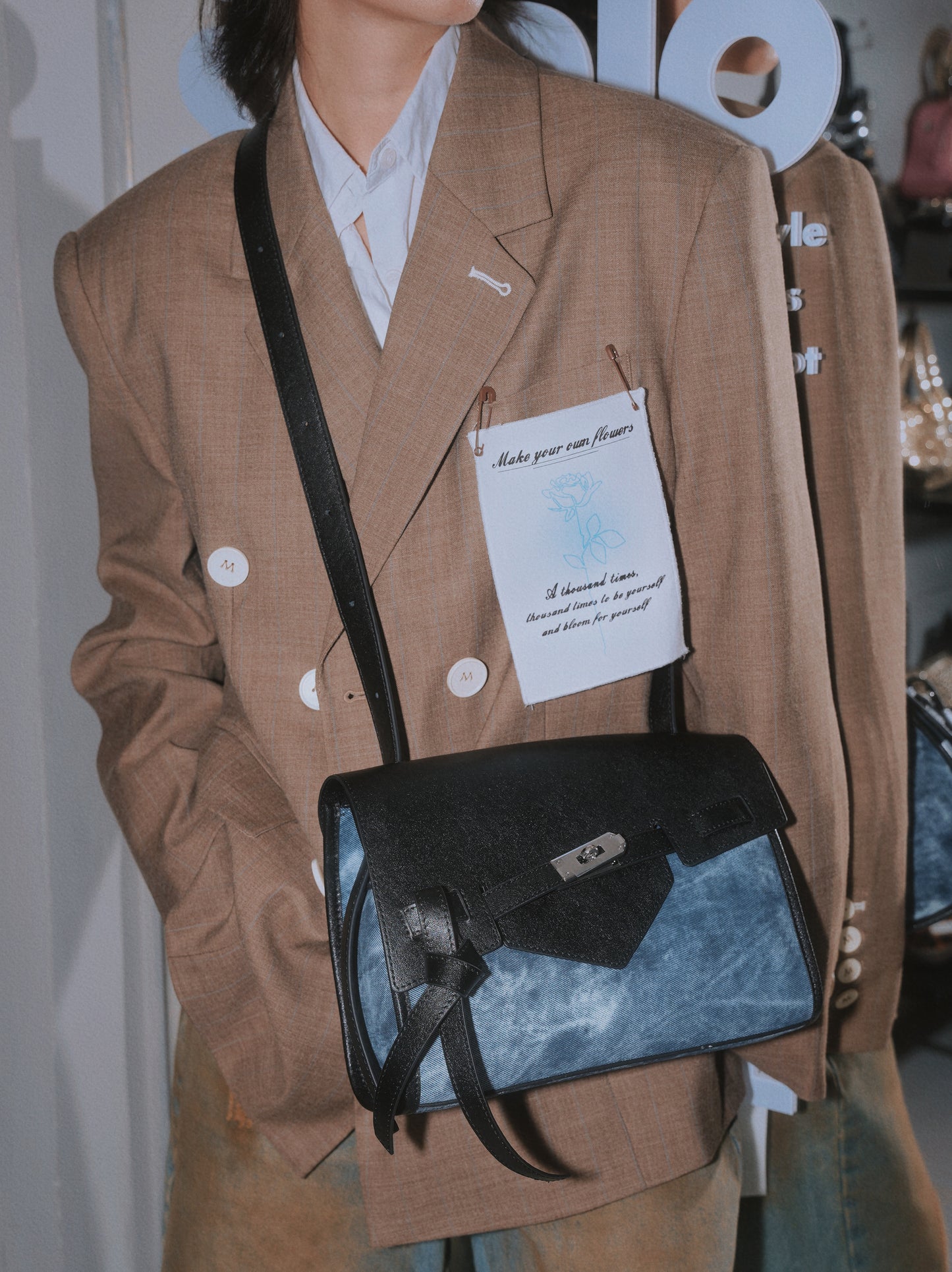 IUBALLET Leather Commuter Shoulder Bag - COLTON.