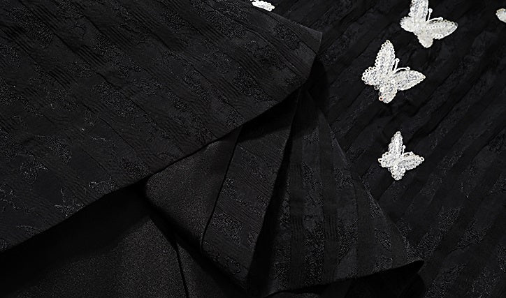 HECO Butterfly Beads Embroidered Stand-Up Collar black white T-Shirt - WORDS.