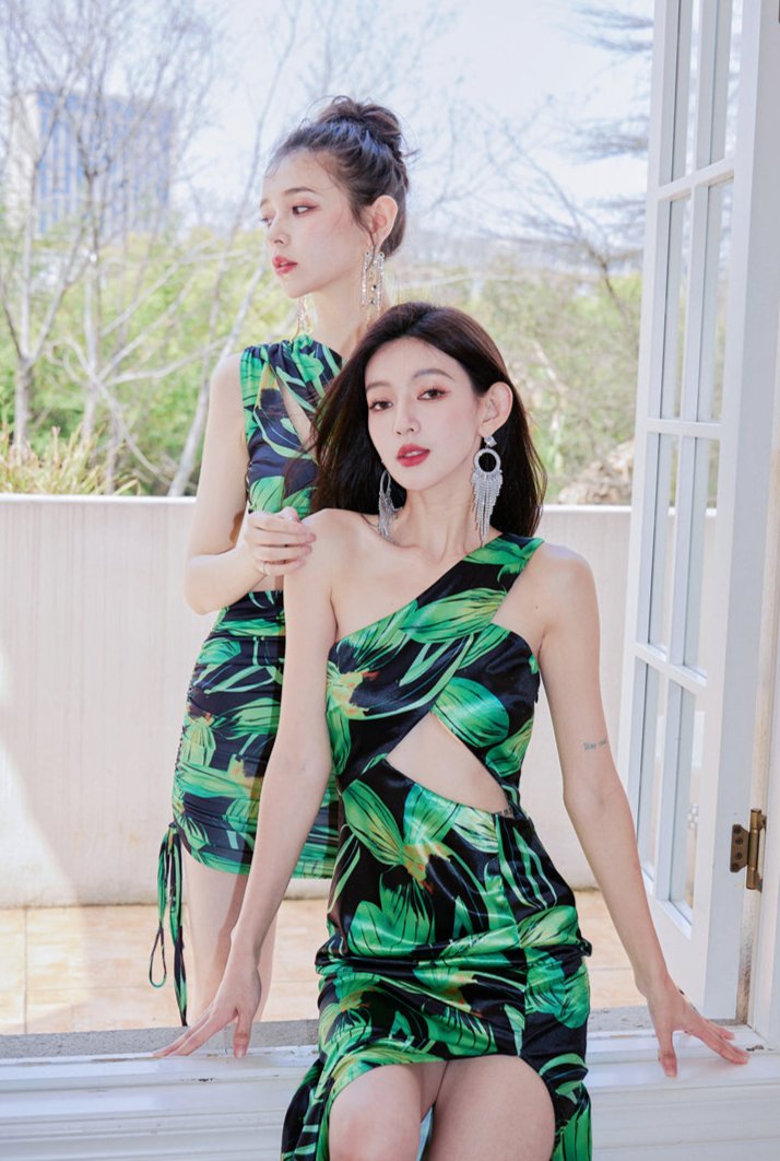 DOLLY Elegant Green Plant Print Sleeveless Slim Fit Long Slit Resort Dress-JOSEPHINA