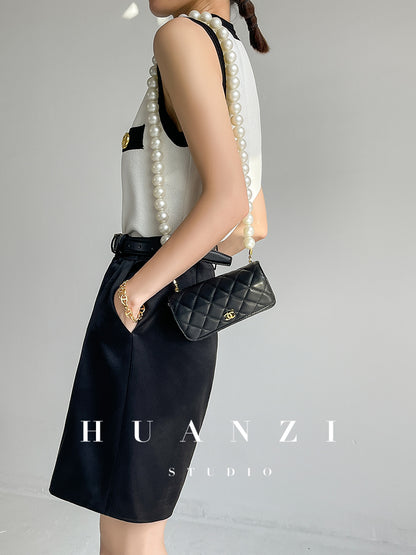 Huanzi custom V-neck knitting sleeveless blakc abd white top - Chiae
