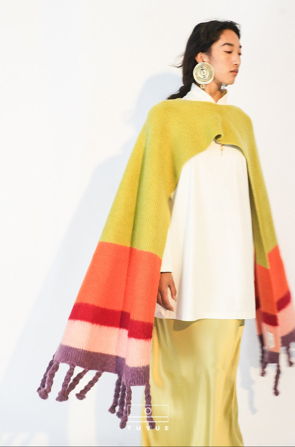 TUYUE White Hanjiao Collar Embroidery Mid-Length Cotton T-Shirt - CYNTHIA.