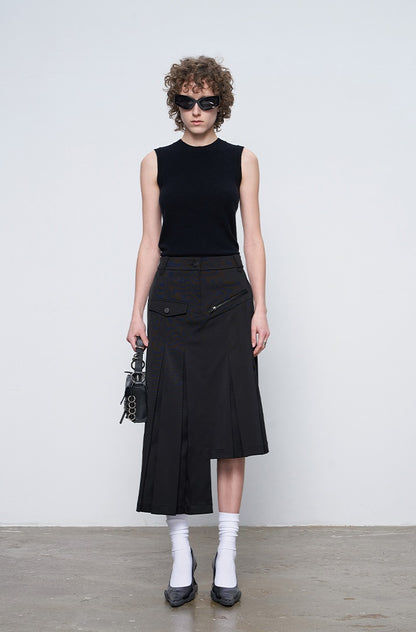 ANNAKIKI model black asymmetrical pleated skirt for women-CHIKAKO