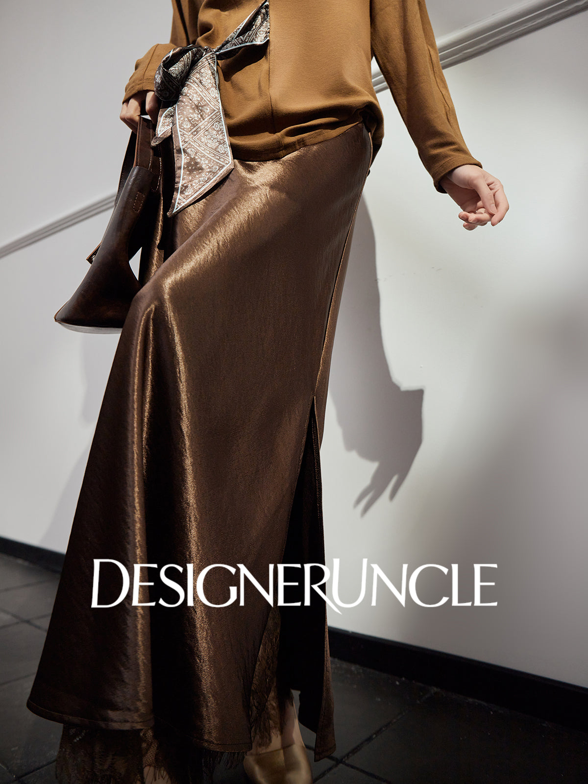 DGU "Gilded" high-waisted skirt acetate velvet drape - Kyla.