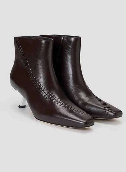 COMME MOI Lu Yan Designer New Women's Vintage Brown Plain Knitted Kitten Root Boots - PAMP.