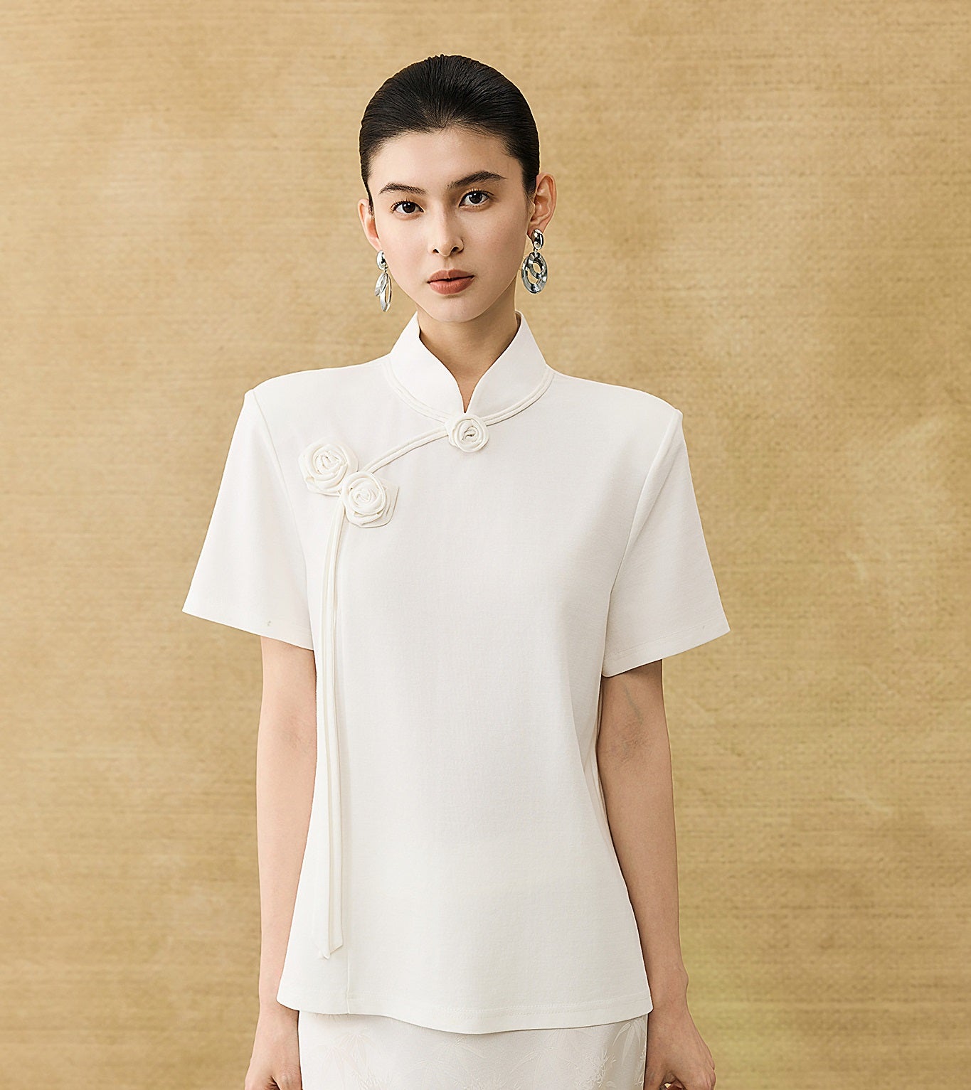 HECO Chinese Handmade Rose Tassel Short Sleeve T-Shirt  - GRADE.