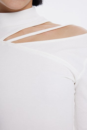 [20% OFF] TINY IN irregular cut-out off-the-shoulder long-sleeved T-shirt temperament slim fit half-neck base layer