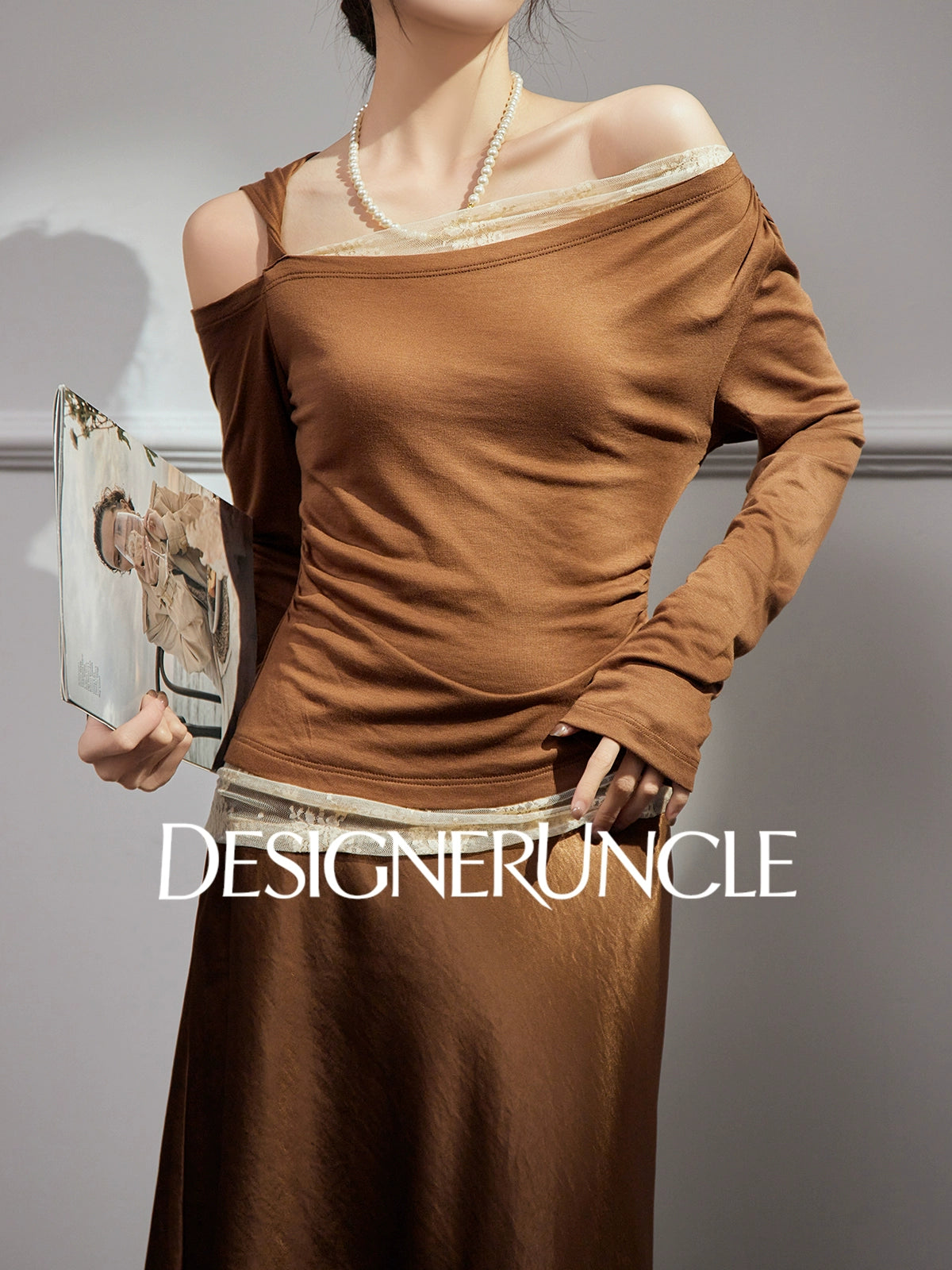 DGU "Twilight" coffee lace contrasting retro loose slimming temperament top - STRAT.