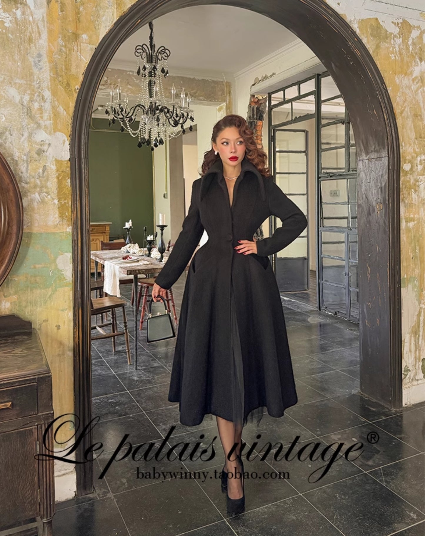 Le Palais Vintage  large skirt black woolen coat-KIA