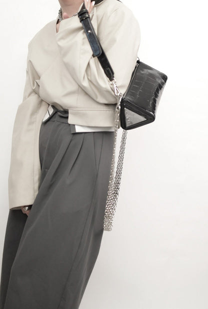 IUBALLET Stylish Leather Triangle Bag - CLOSED.