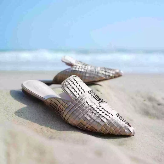 B-FEI Woven fabric pointed toe flat mules- POMI.