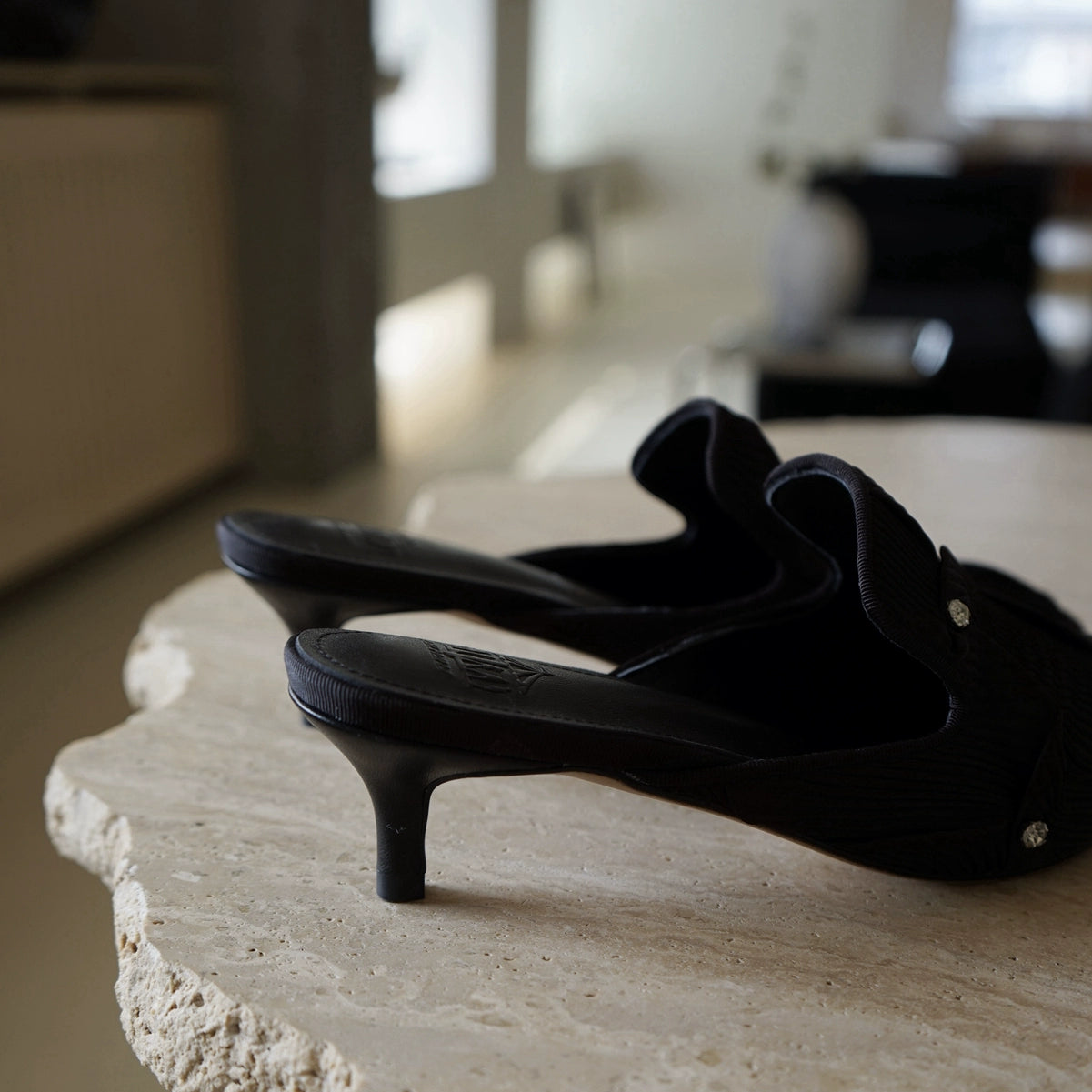 B-FEI Classical comfortable Flat pointed toe women's shoes-SUE.